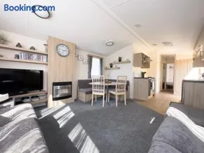 Edinburgh - Seton Sands-Salsa Caravan-Pet Friendly - Image 2