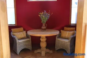 Authentieke privé-kamer bij Karen - Image 2