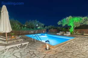 Elegance Villas - Villa Andon & Villa Yiota - Image 2