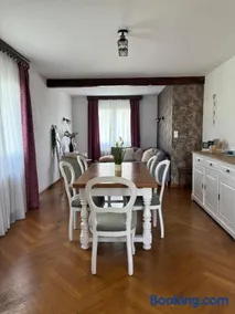 Maison chaleureuse de village - location à la chambres - Image 1