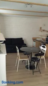 Joli studio sympa - Image 2