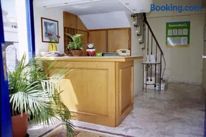 Nea Elena Apartments - Image 2