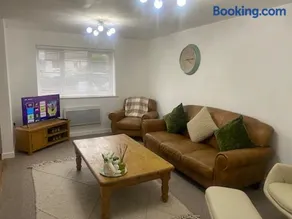 Shepshed 2 Bedroom Apartment - Image 1