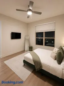 Downtown Dallas 2bd free parking - Image 3