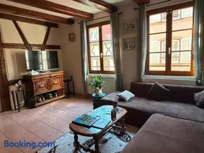 Chez Leila - Image 1