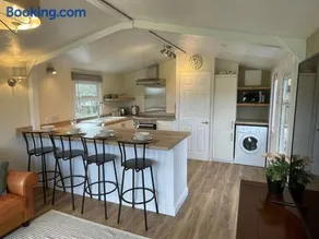 Stunning farm retreat - Image 4
