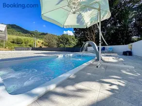 Casa p/ até 15 pessoas Piscina + Churrasq + Sinuca - Image 1