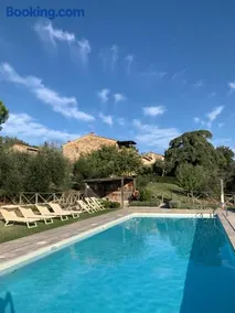 Borgo Montefreddo Toscana - Image 2