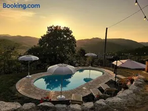 Rustic Country House - Image 1