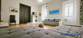 Artist Apartment - Image 4