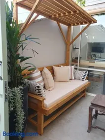סוויטה על שביל הים - Image 4