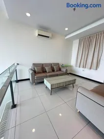 D'Wharf PD 3BR Seaview Duplex Suite - Next Lvl Homestay - Image 2