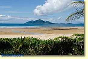 Bluefin House beachfront access - Image 1