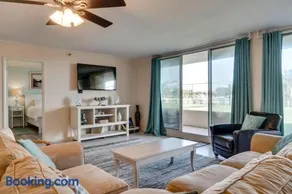 Amazing Waterview Towers 104 Condo With Boat Slip - Image 2