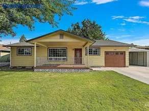 Beautiful spacious home in the heart of emmett - Image 1