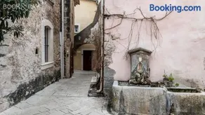La Petite Maison de Villecroze - Image 1