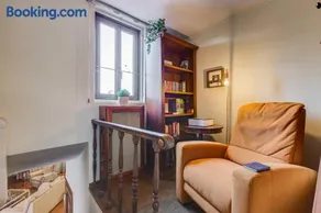 The Elegant Penthouse - Ampio Attico con Posto Auto - Image 4