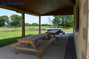 The Farmhouse at Williamscraig Holiday Cottages - Image 3