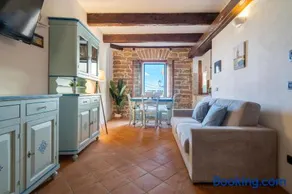 Centro Storico - Fronte Mare - aquasale apartment Alghero - Image 2