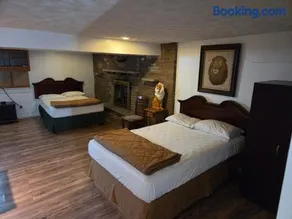 Huntingdon Inn - Image 2