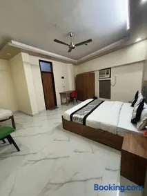 Hotel CLASSIC STAYZ - Hazrat Nizamuddin Railway Station - Image 3