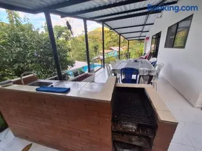 CASA BLANCA EN LA VEGA - Image 4