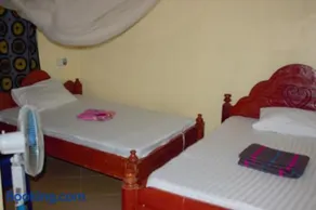 Safari Junction Backpackers Hostel Mwanza - Image 2
