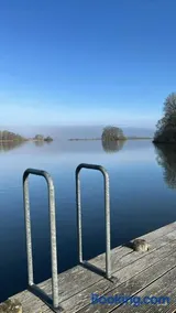 Idyllische Wohnung mit Terrasse und Seezugang - Image 3