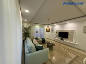 Luxury 100 sq.m. sea view apartment - Image 4