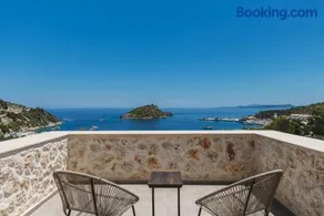 Apaggio Luxury Villa - Private Pool & Stunning Sea Views, by ZanteWize - Image 4