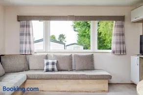 3 Bedroom Caravan - Seton Sands-by ViVi Stays - Image 5