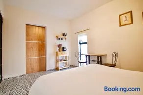 Hermosa Suite Privada en Casa Holística - Image 1