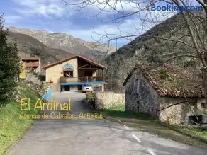 Apartamentos El Ardinal - Image 1