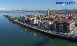 Family Apartment / Apartamento familiar Getxo - Image 1