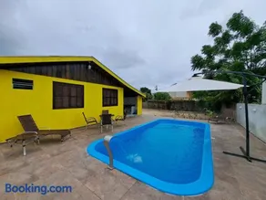 Acácias - Casa com Piscina e Quadra de Vôlei - Image 5
