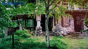 Finstonia Guesthouse - Image 1
