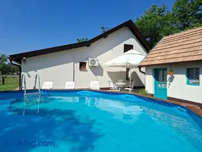 Naprózsa Tanya - Image 3