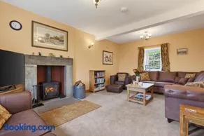 4 Bed in Whitby oc-wa965 - Image 4