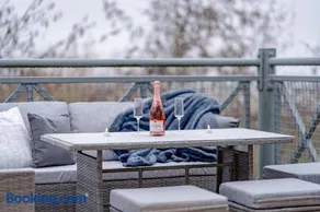 The Gleneagles Hideaway - Luxury 3 Bed With Complimentary Access to Onsite Leisure Facilities - Image 4
