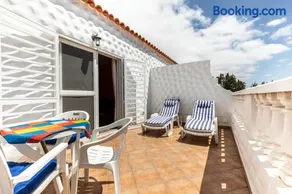 Apartments near the beach, with terrace and WIFI - Image 5