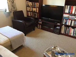 Comelybank Guesthouse - Image 4