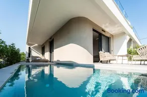 Haven Luxury Living - Image 1