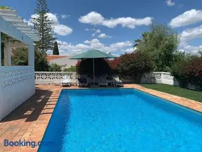 Villa mit Garten, Grill und privatem Pool | Poolblick | Ideal für Homeoffice - Image 1