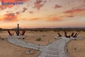 Casa De Samaa - A Private Joshua Tree Chalet - Image 1