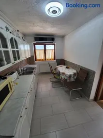 Almás vendégház - Image 3