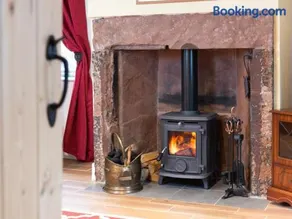 2 bed property in Mawbray Cumbria SZ214 - Image 3