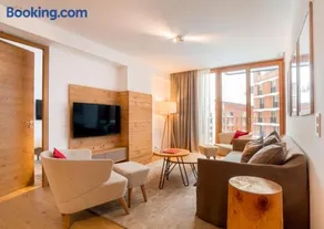 Gotthard Hotel Apartment - Image 1