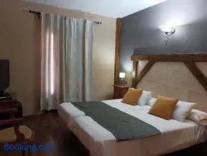 Hotel Rural los Tadeos - Image 3