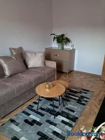 Cazare Apartament - Image 1