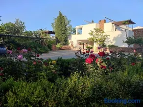 El Domingo en el Valle - Image 1
